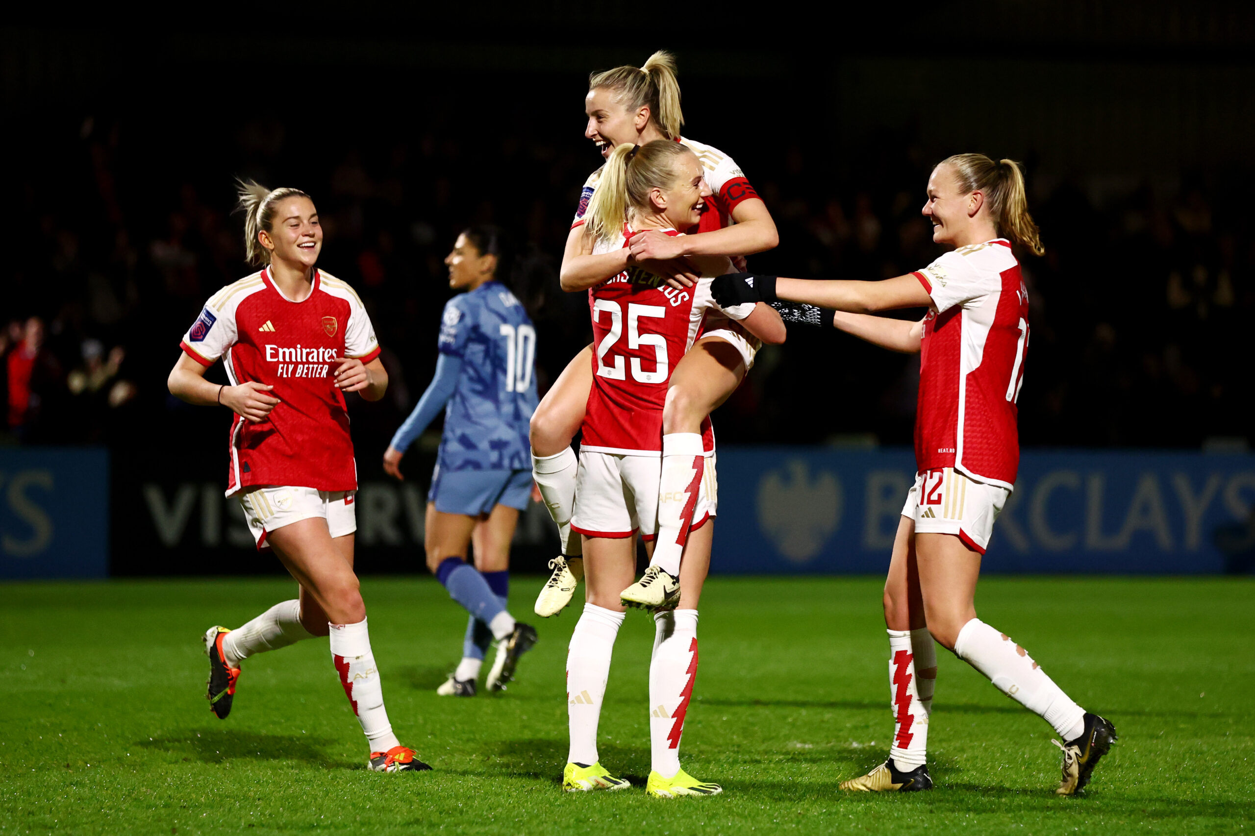 Blackstenius Treble Sees Arsenal Cruise To Conti Cup Final With Win