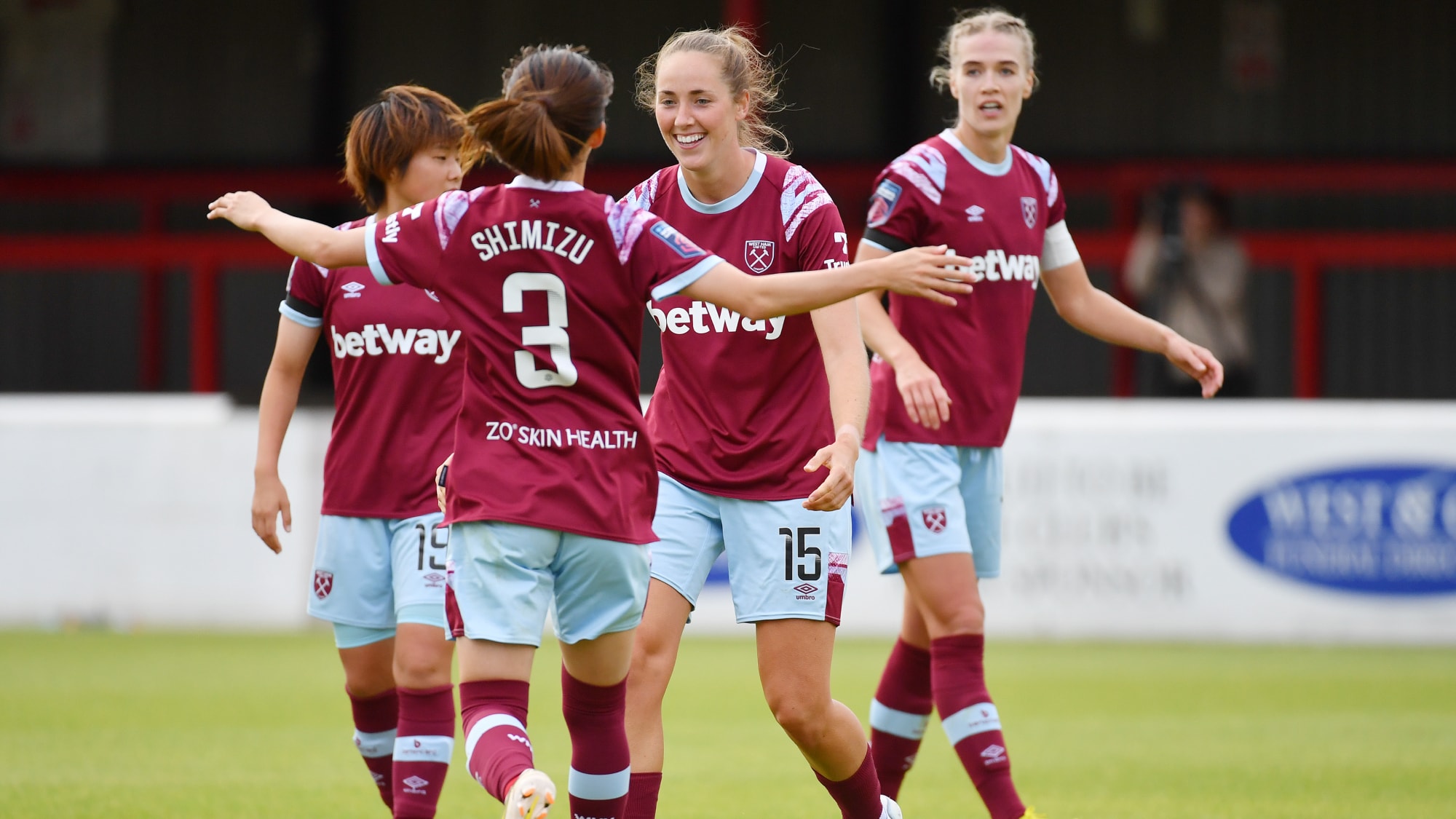 West ham women's deals team